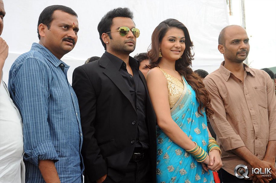 Nee-Jathaga-Nenundali-Movie-Opening